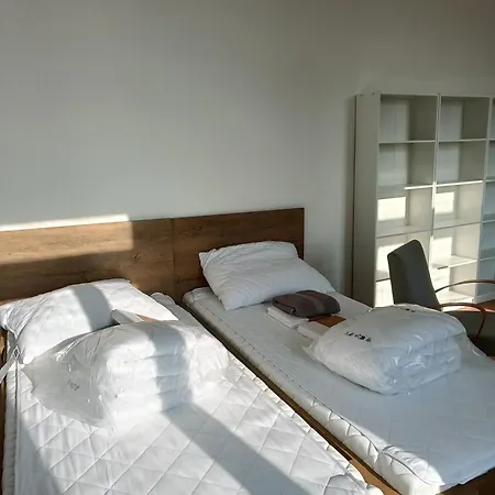 Apartament *
